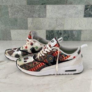 Rare Nike air, Max Thea printed sneakers size 7